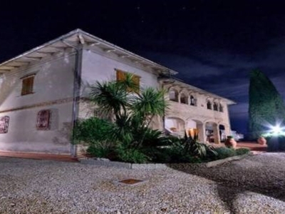 Villa in vendita a Mosciano Sant'Angelo via Fonte Luca, 46