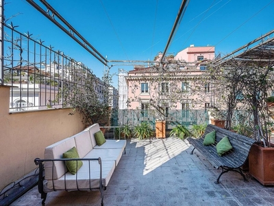 Appartamento di lusso in vendita Roma, Italia