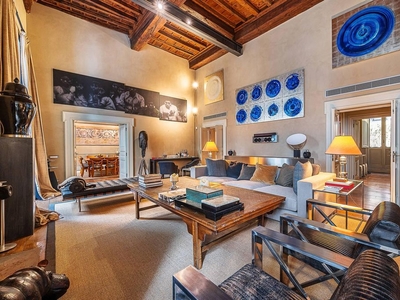 Prestigioso appartamento di 300 m² in affitto Roma, Lazio