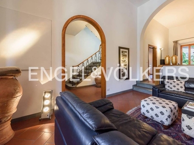 Prestigioso appartamento di 202 m² in vendita Via Leonardo Ximenes, Firenze, Toscana