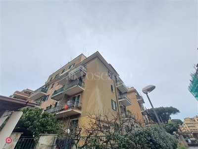 Appartamento in Vendita in Piazza Enrico Millo a Roma