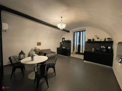 Appartamento in Vendita in Salita Vetriera a Napoli