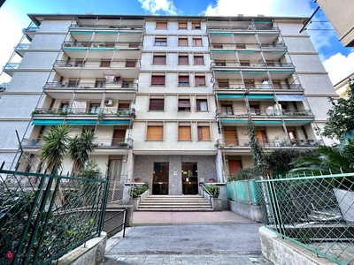 Appartamento in Vendita in Via Casimiro Corradi a Genova