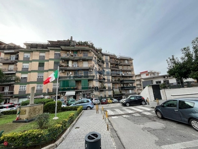 Appartamento in Vendita in Via Vincenzo Ciardo a Napoli