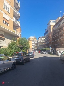 Appartamento in Vendita in Via Filippo Vassalli 10 a Roma
