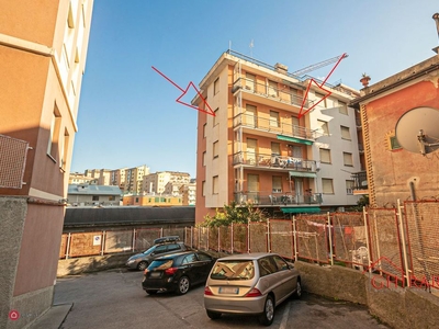 Appartamento in Vendita in Via Giovanni Arrivabene 15 b a Genova