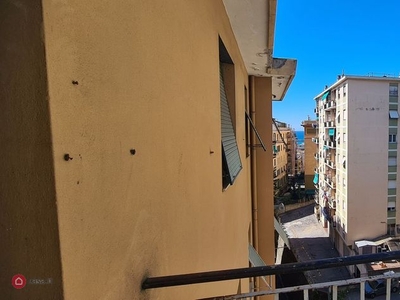 Appartamento in Vendita in Via Matteo Vinzoni 4 a Genova