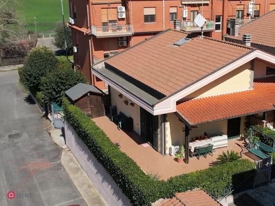 Casa indipendente in Vendita in Via Zaccaria Betti a Roma