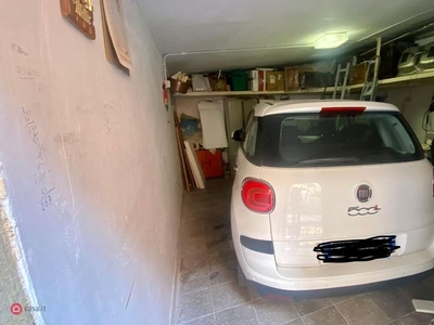 Garage/Posto auto in Vendita in Via Camilla a Roma
