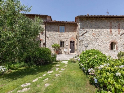 Lussuoso casale in vendita Località Rocca, Borgo a Mozzano, Lucca, Toscana