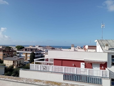 Maiorca attico panoramico vista mare di ampia metratura