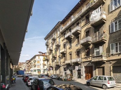 Negozio/Locale commerciale in Vendita in Via Volvera 10 a Torino