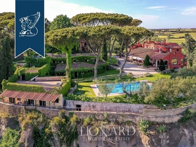 Prestigiosa villa di 1173 mq in vendita, Roma, Lazio