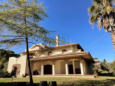 Prestigiosa villa di 400 mq in vendita, Monteprandone, Marche