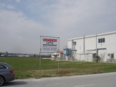 Terreno edificabile industriale in vendita a Longiano
