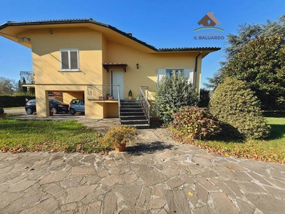 Villa in vendita a Lucca Sant'angelo In Campo