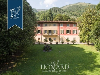 Villa in vendita Borgo a Mozzano, Toscana
