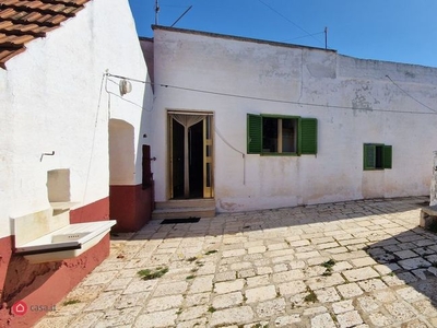 Villa in Vendita in Strada Comunale Gorgo di Mola a Putignano