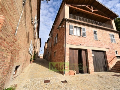 appartamento in vendita a Sant'Angelo in Pontano
