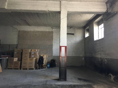 Box/Garage 225mq in vendita, Fabriano serraloggia