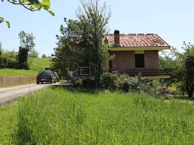 Casa indipendente in vendita, Castelli santa maria della neve