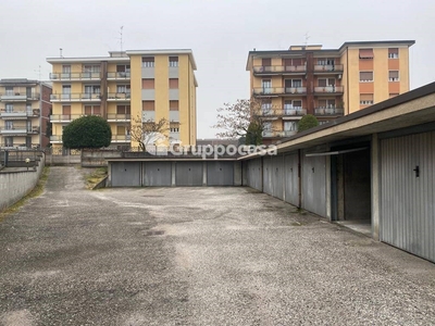 Garage in vendita a Boffalora sopra Ticino via g. Marconi, 9
