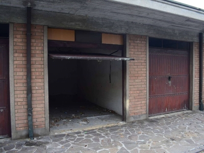 Garage in vendita a Brescello via Giosuè Carducci