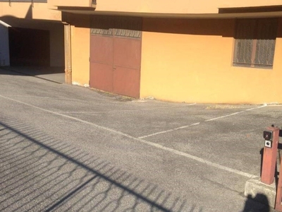 Garage in vendita a Brivio via San Giorgio, 6