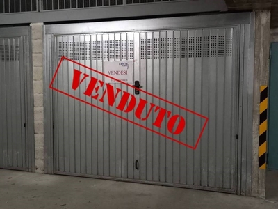 Garage in vendita a Chiavenna via al Portone Vecchio