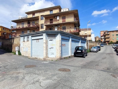 Garage in vendita a Fonte Nuova via Tivoli, Snc