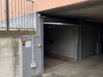 Garage in vendita a Giussago via Barona, 1