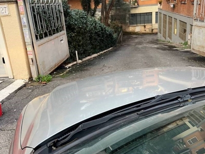 Garage in vendita a Roma via Gaudenzio Fantoli, 29