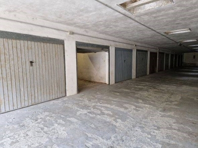 Garage in vendita a Varazze