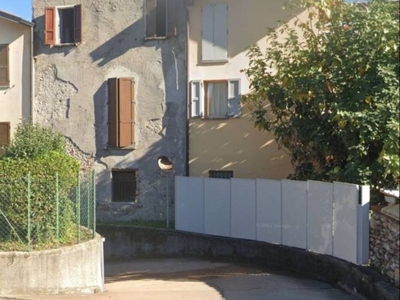 Garage in vendita a Villa d'Almè via Sigismondi