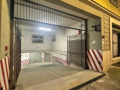 Garage in vendita ad Avellino via Santissima Trinità, 57
