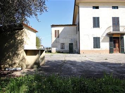 Terratetto - dangolo a Lucca