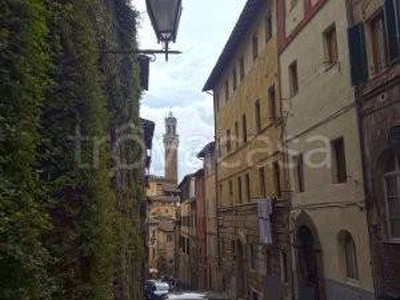 Appartamento all'asta a Siena via Giovanni Duprè n.C. 126 e 124, Siena, si,