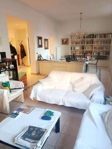 Appartamento con terrazzo a Livorno