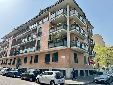 Appartamento in affitto a Milano Villa Pizzone