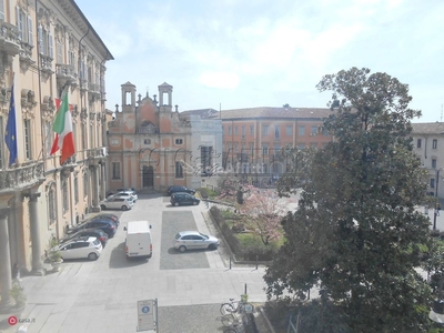 Appartamento in Affitto in Piazza Municipio a Pavia