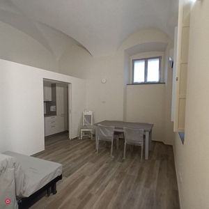Appartamento in Affitto in Stradone Farnese a Piacenza