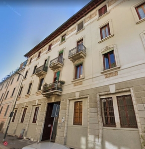 Appartamento in Affitto in Via Cola Montano 6 a Milano