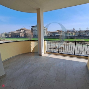 Appartamento in Affitto in Via dei Farnese a Parma