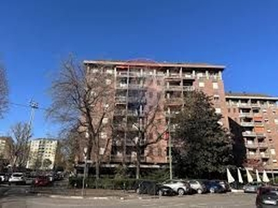 Appartamento in Affitto in Via Fréjus 12 a Torino