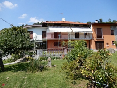 Appartamento in Affitto in Via Mazzini a Gemonio
