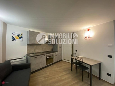 Appartamento in Affitto in Via San Tomaso 90 a Bergamo