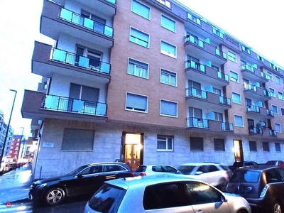 Appartamento in Affitto in Via Tirreno 155 a Torino