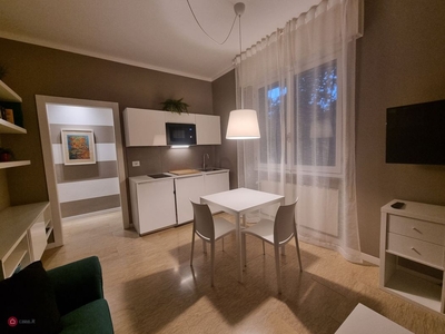 Appartamento in Affitto in Viale Francesco Tappani a Chiavari