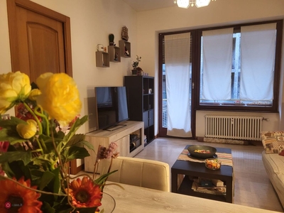 Appartamento in Affitto in Viale Massenzio Masia 20 a Como