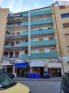 Appartamento in Affitto in Viale Principe di Piemonte a Campobasso